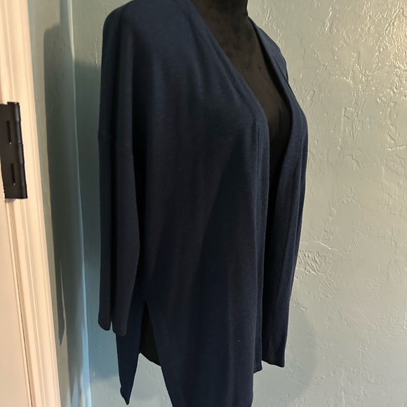 Cardigan - Picture 2 of 3